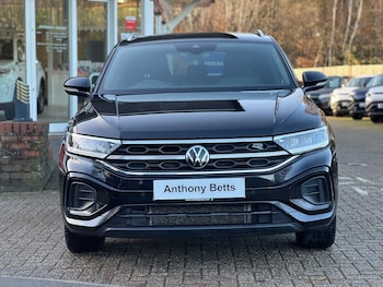 Used Volkswagen T-Roc 2022 for sale - 76977927: Photo