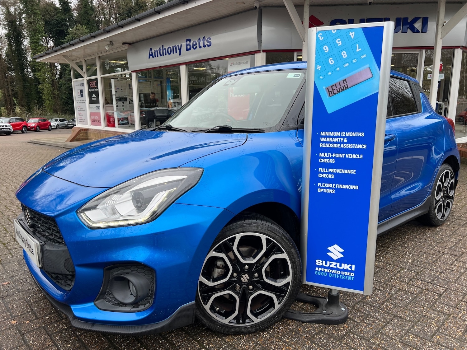 Used Suzuki Swift 2019 for sale - 76709598: Photo 1