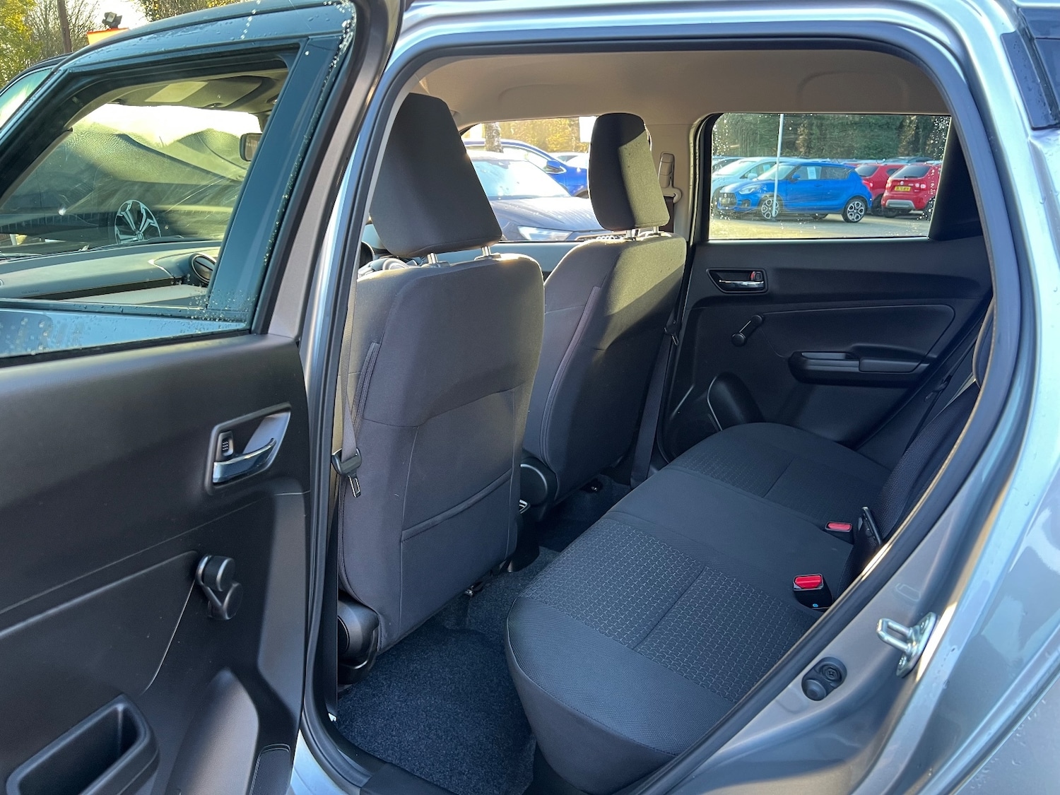 Used Suzuki Swift 2023 for sale - 76773433: Photo 10