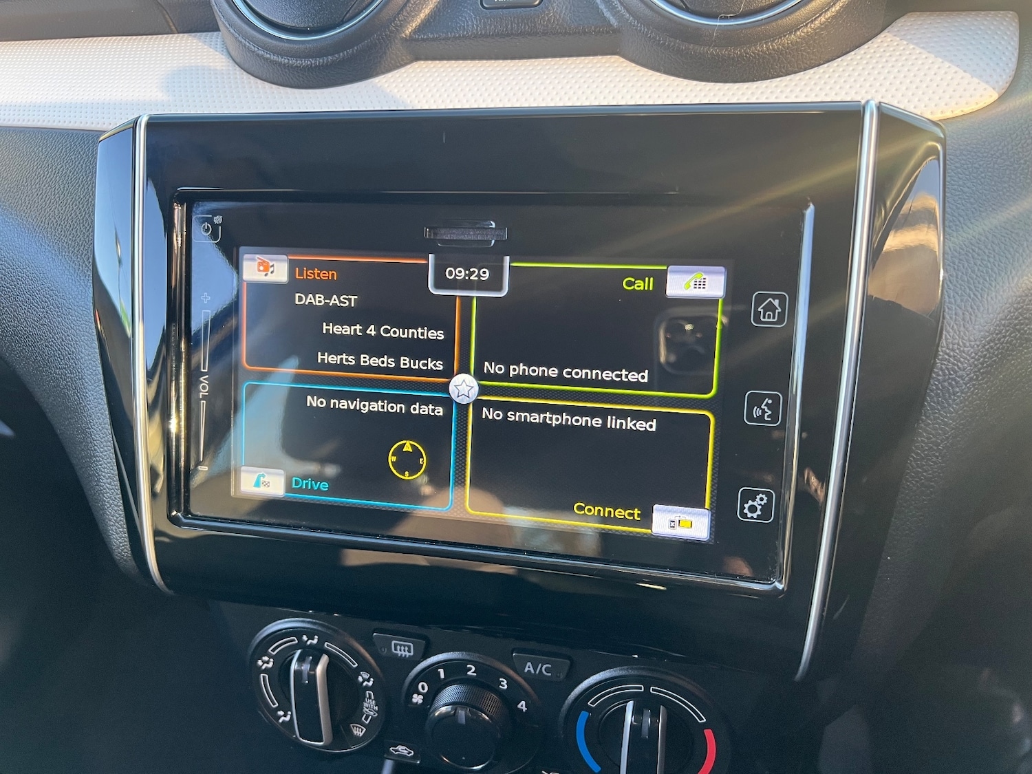 Used Suzuki Swift 2023 for sale - 76773433: Photo 18