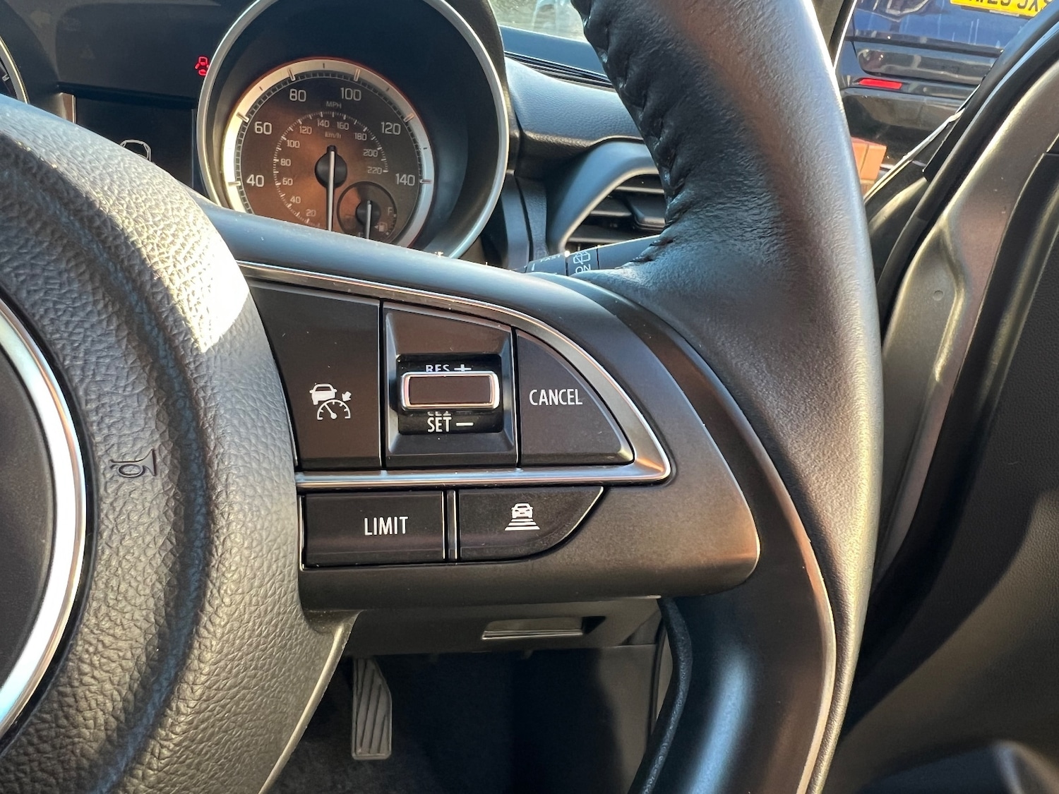 Used Suzuki Swift 2023 for sale - 76773433: Photo 28