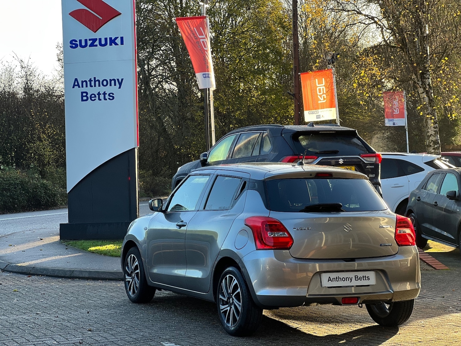 Used Suzuki Swift 2023 for sale - 76773433: Photo 9