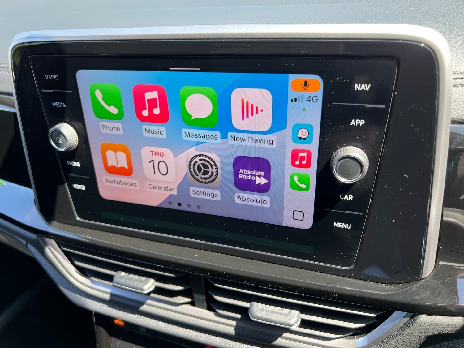 Used Volkswagen T-Roc 2022 for sale - 76650100: Photo 23