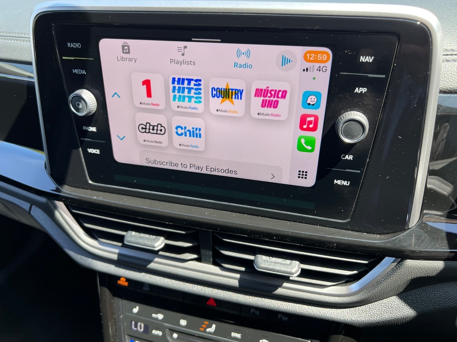 Used Volkswagen T-Roc 2022 for sale - 76650100: Photo 25