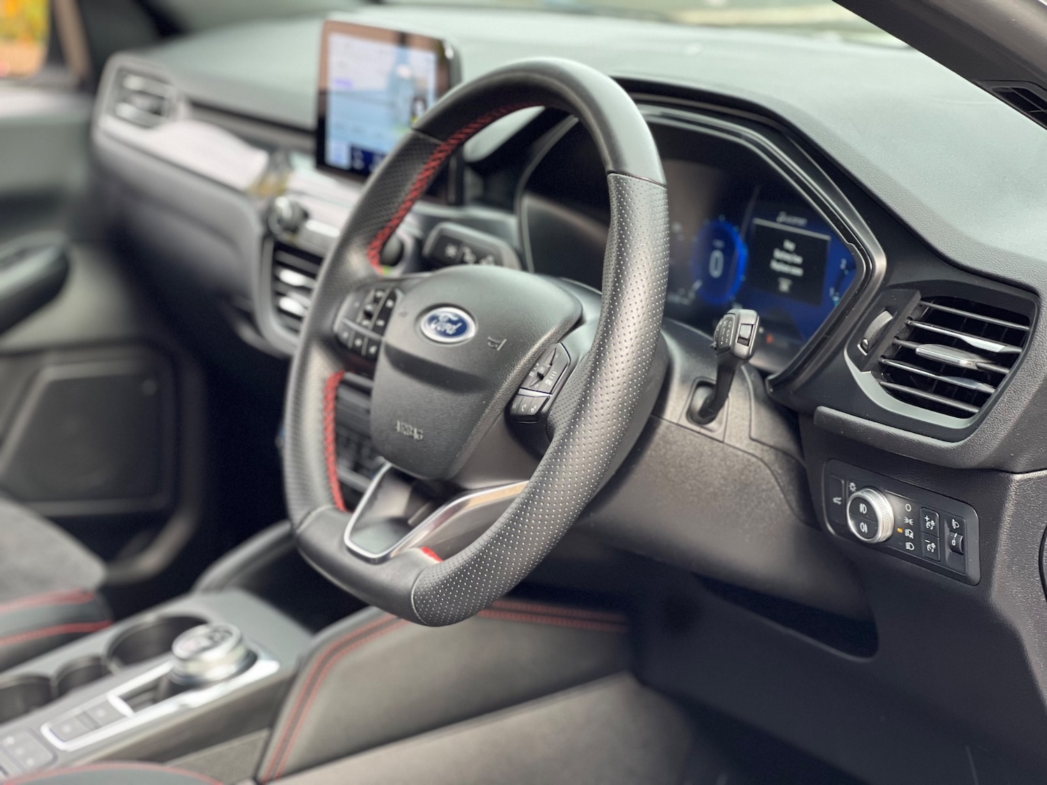 Used Ford Kuga 2022 for sale - 76650102: Photo 30