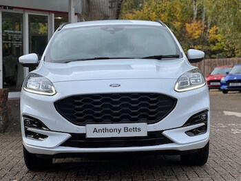 Used Ford Kuga 2022 for sale - 76650102: Photo