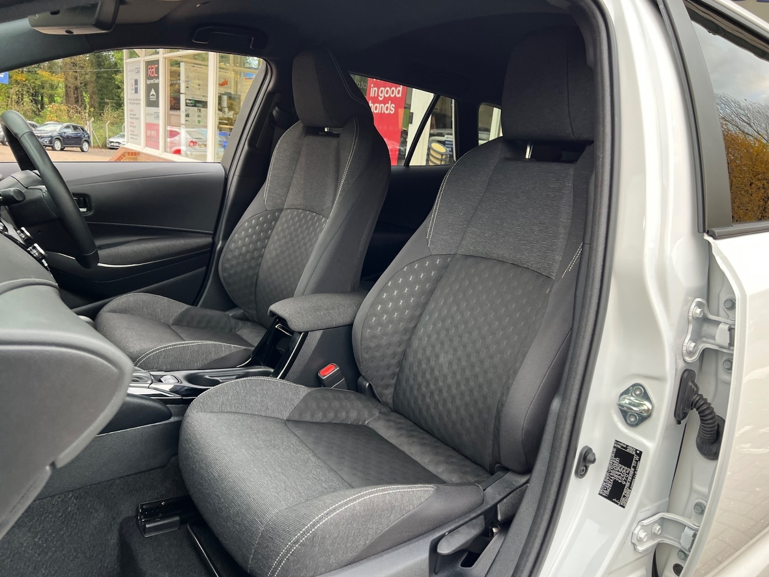 Used Suzuki Swace 2023 for sale - 76650103: Photo 12