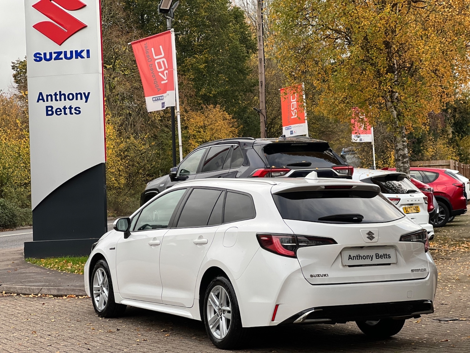 Used Suzuki Swace 2023 for sale - 76650103: Photo 9