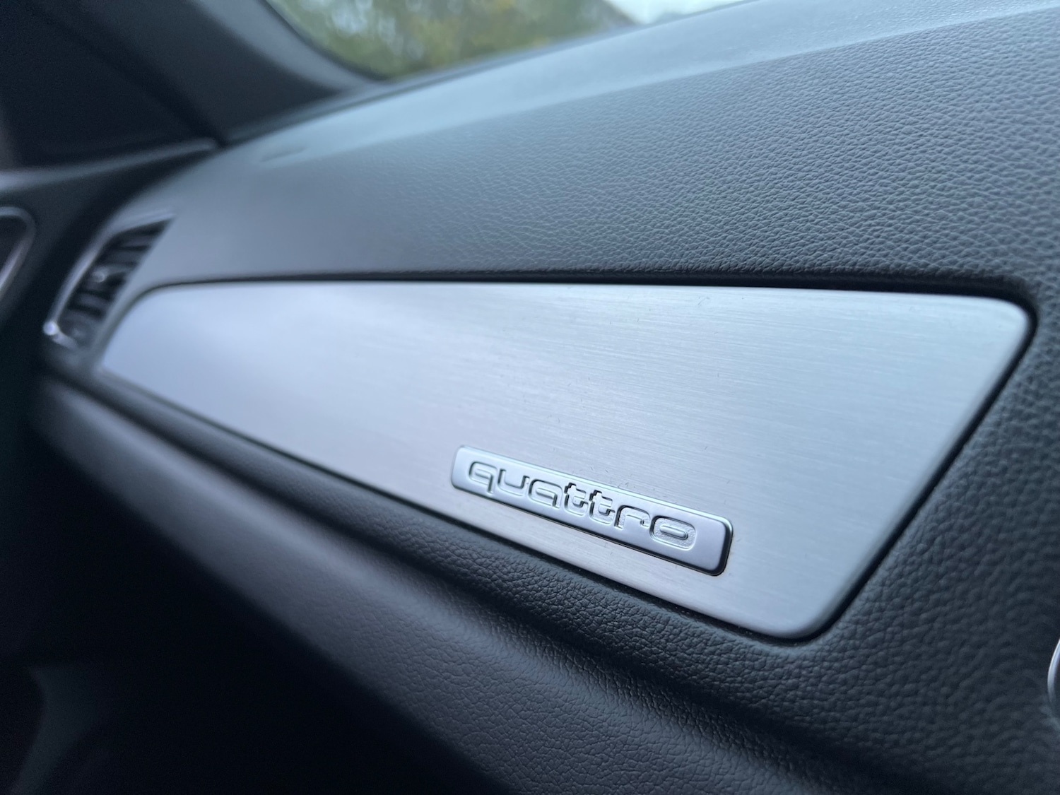 Used Audi Q3 2014 for sale - 76650098: Photo 11