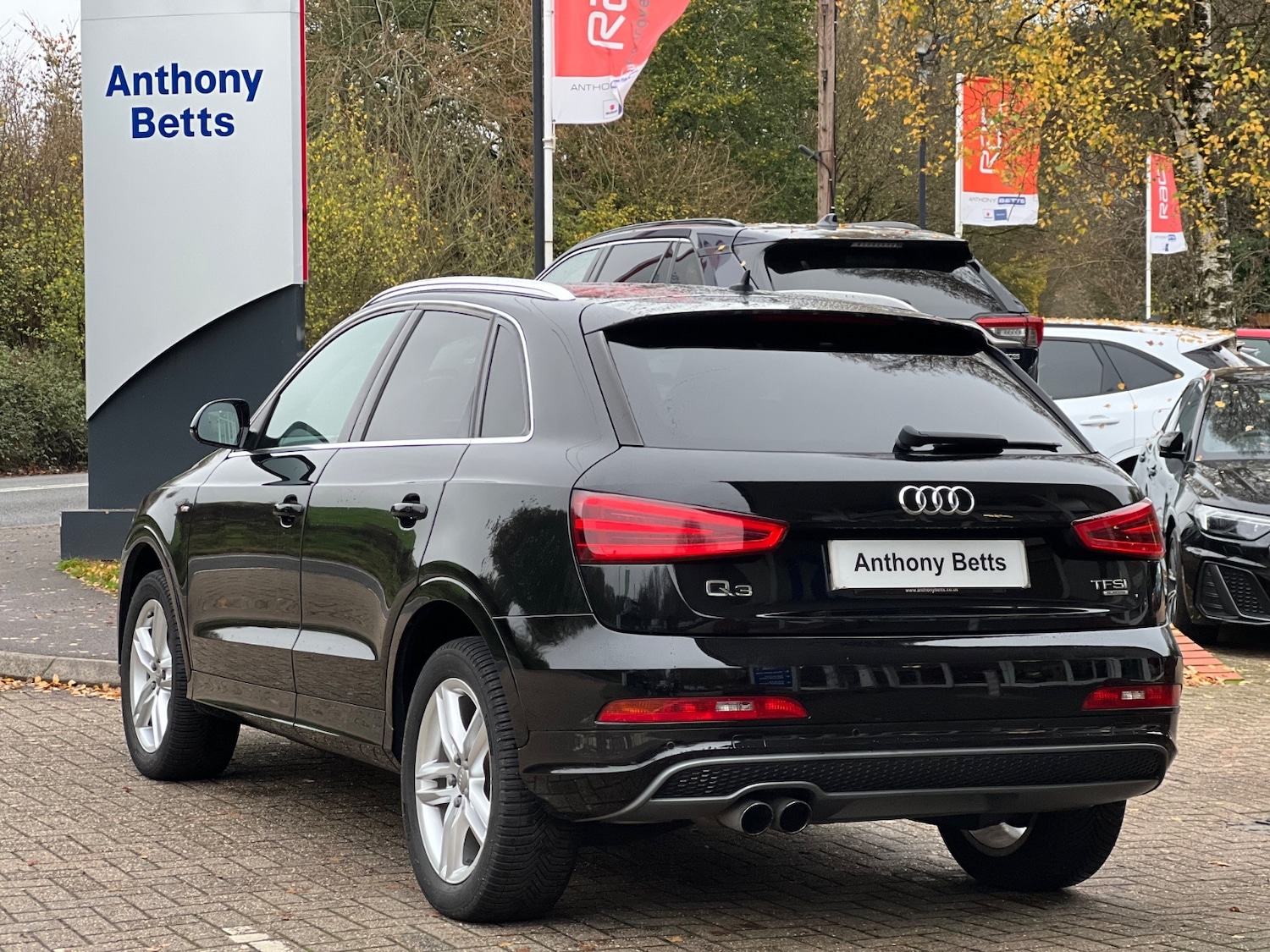 Used Audi Q3 2014 for sale - 76650098: Photo 8