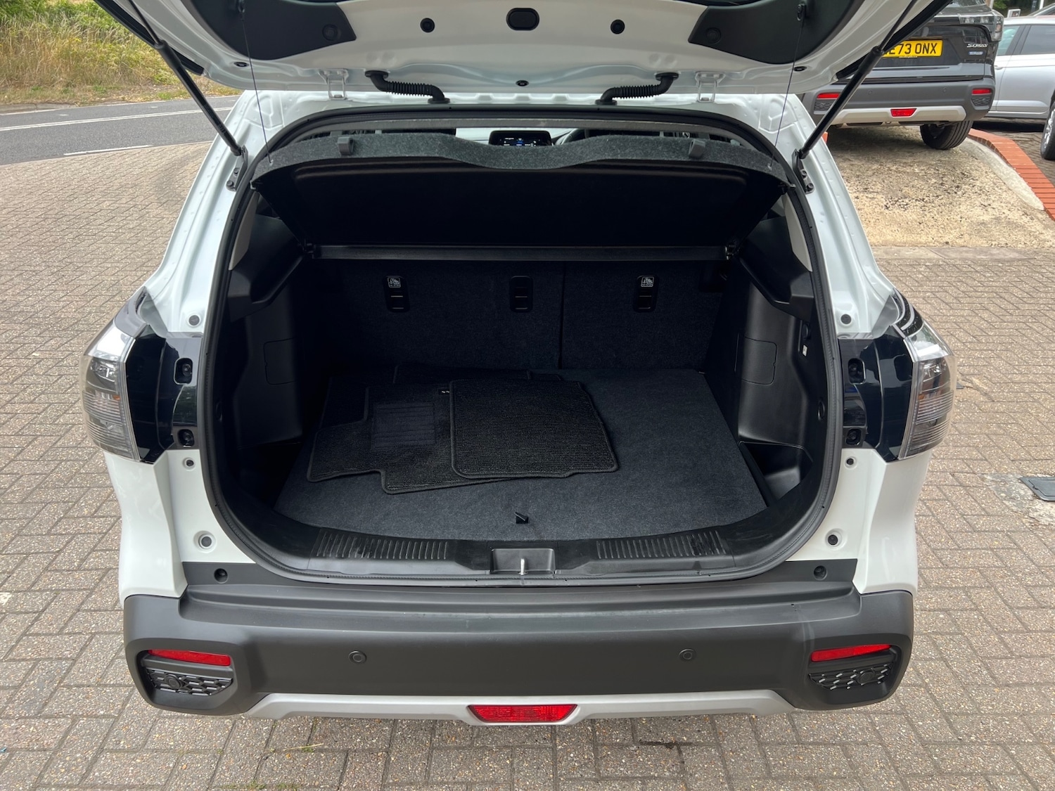 Used Suzuki SX4 S-Cross 2023 for sale - 77640689: Photo 7