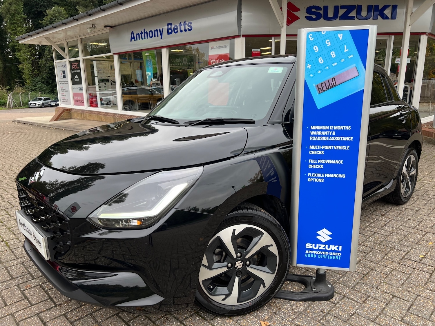 Used Suzuki Swift 2024 for sale - 76796242: Photo 1