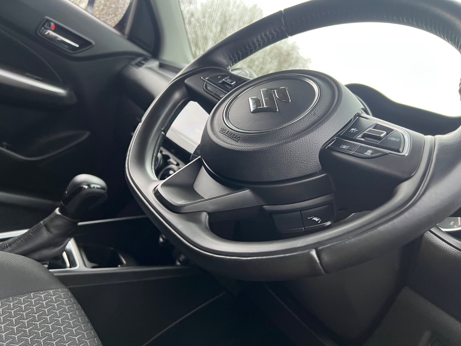 Used Suzuki Swift 2021 for sale - 77307443: Photo 30