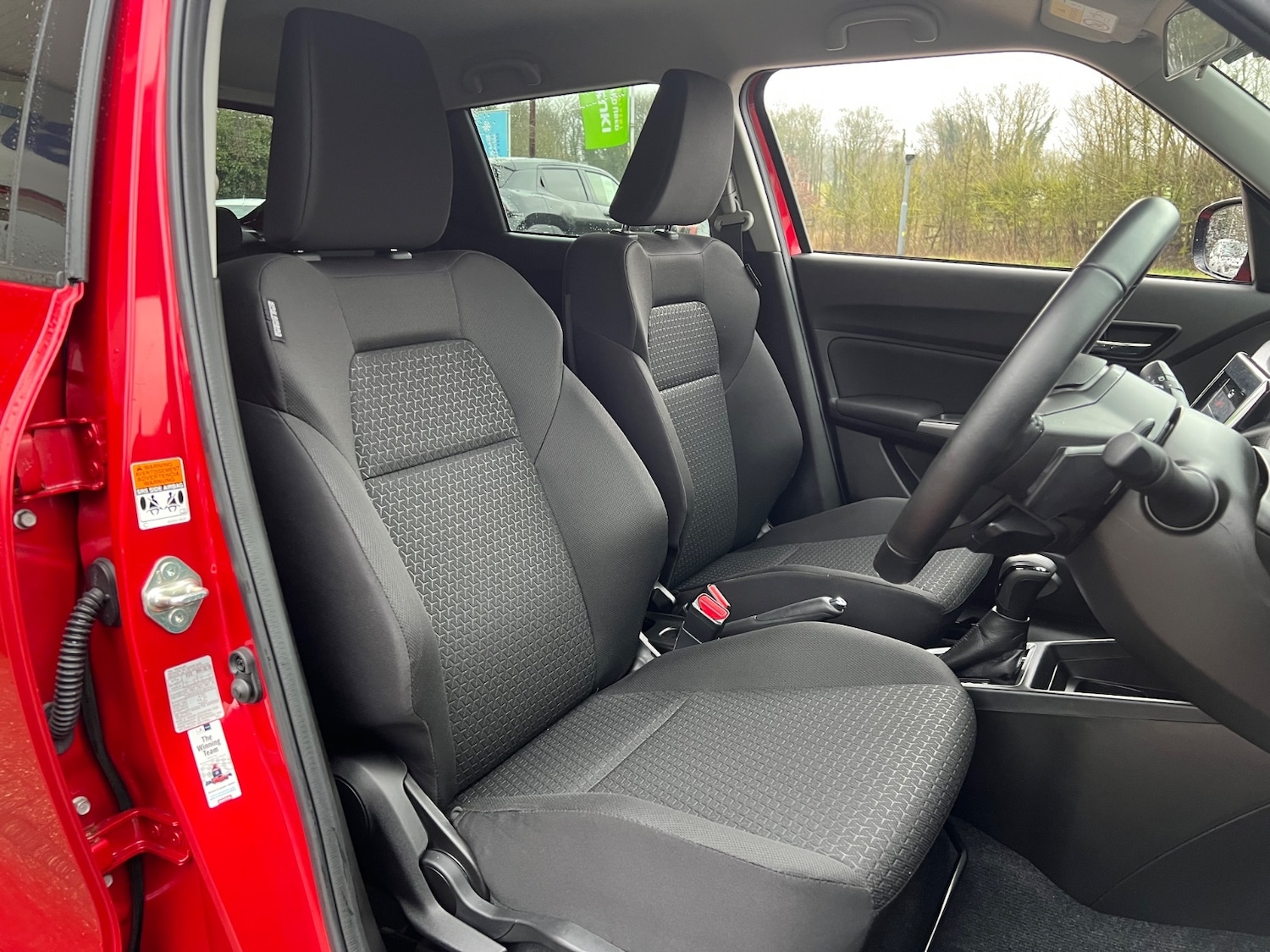 Used Suzuki Swift 2021 for sale - 77307443: Photo 32