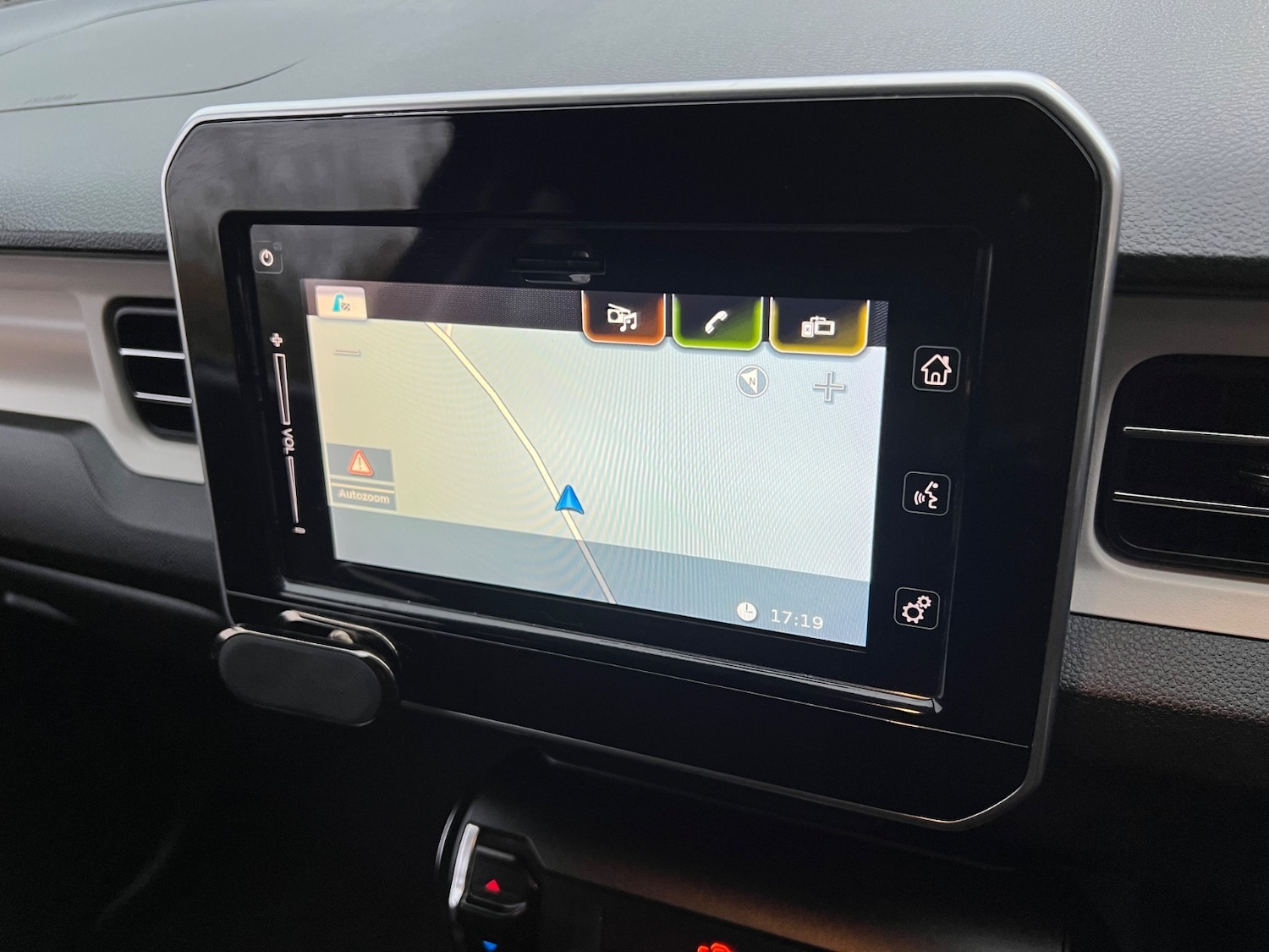 Used Suzuki Ignis 2020 for sale - 76650120: Photo 17