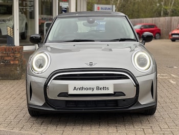 Used MINI Hatch 2023 for sale - 78042025: Photo