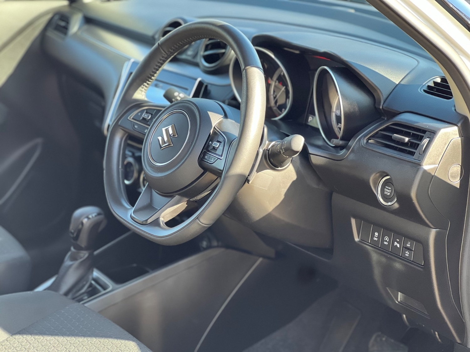 Used Suzuki Swift 2024 for sale - 77726044: Photo 29