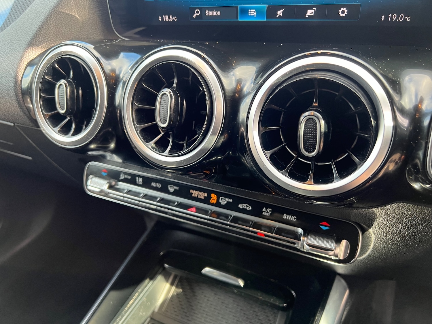 Used Mercedes-Benz GLA 2020 for sale - 77281033: Photo 16