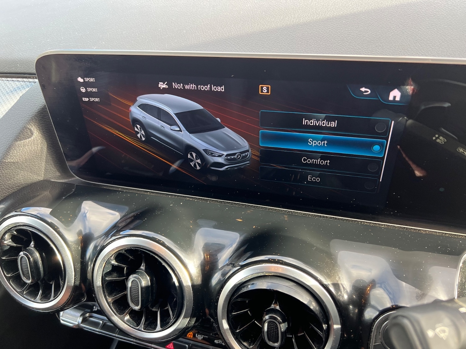 Used Mercedes-Benz GLA 2020 for sale - 77281033: Photo 21