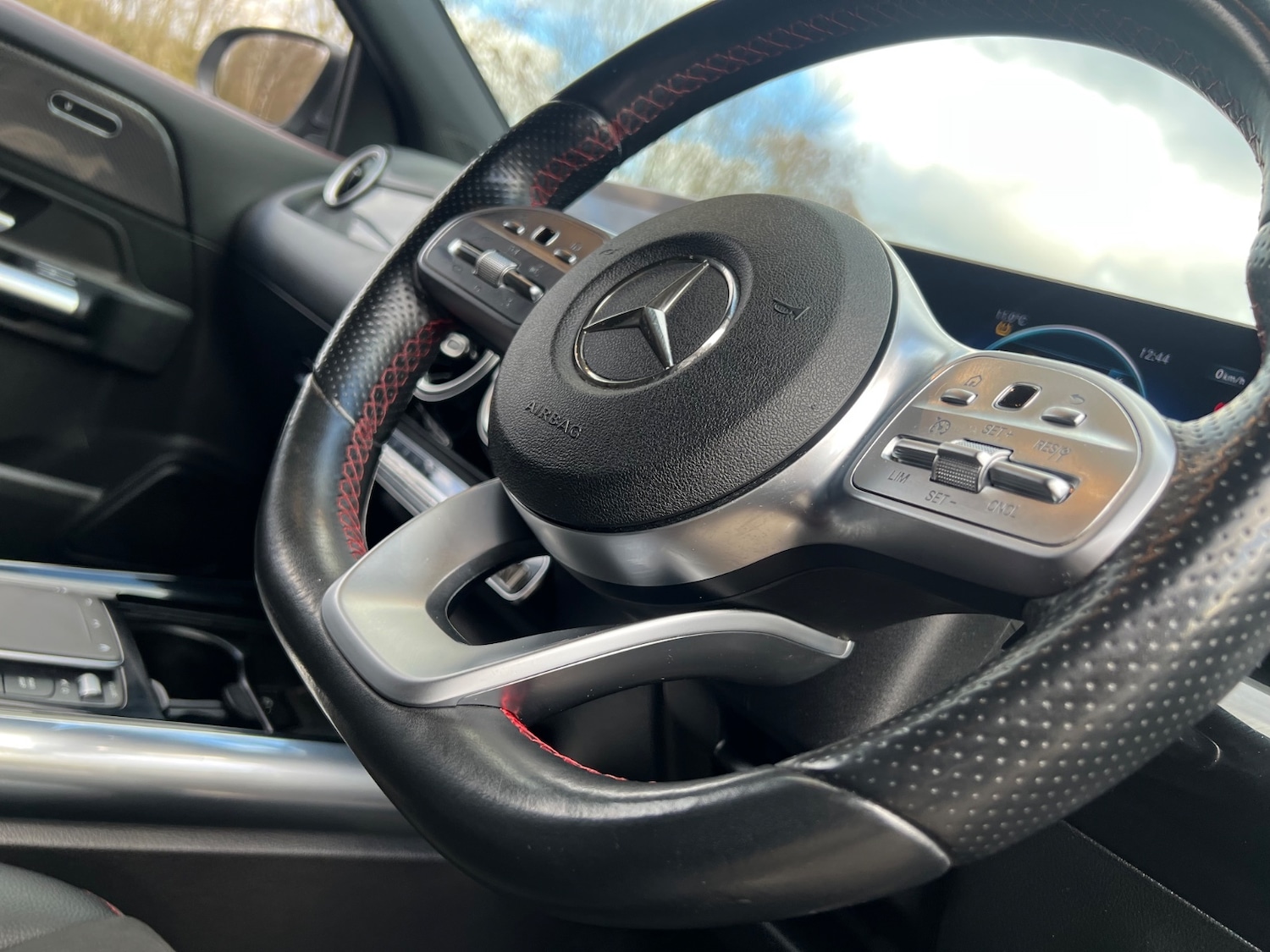 Used Mercedes-Benz GLA 2020 for sale - 77281033: Photo 31