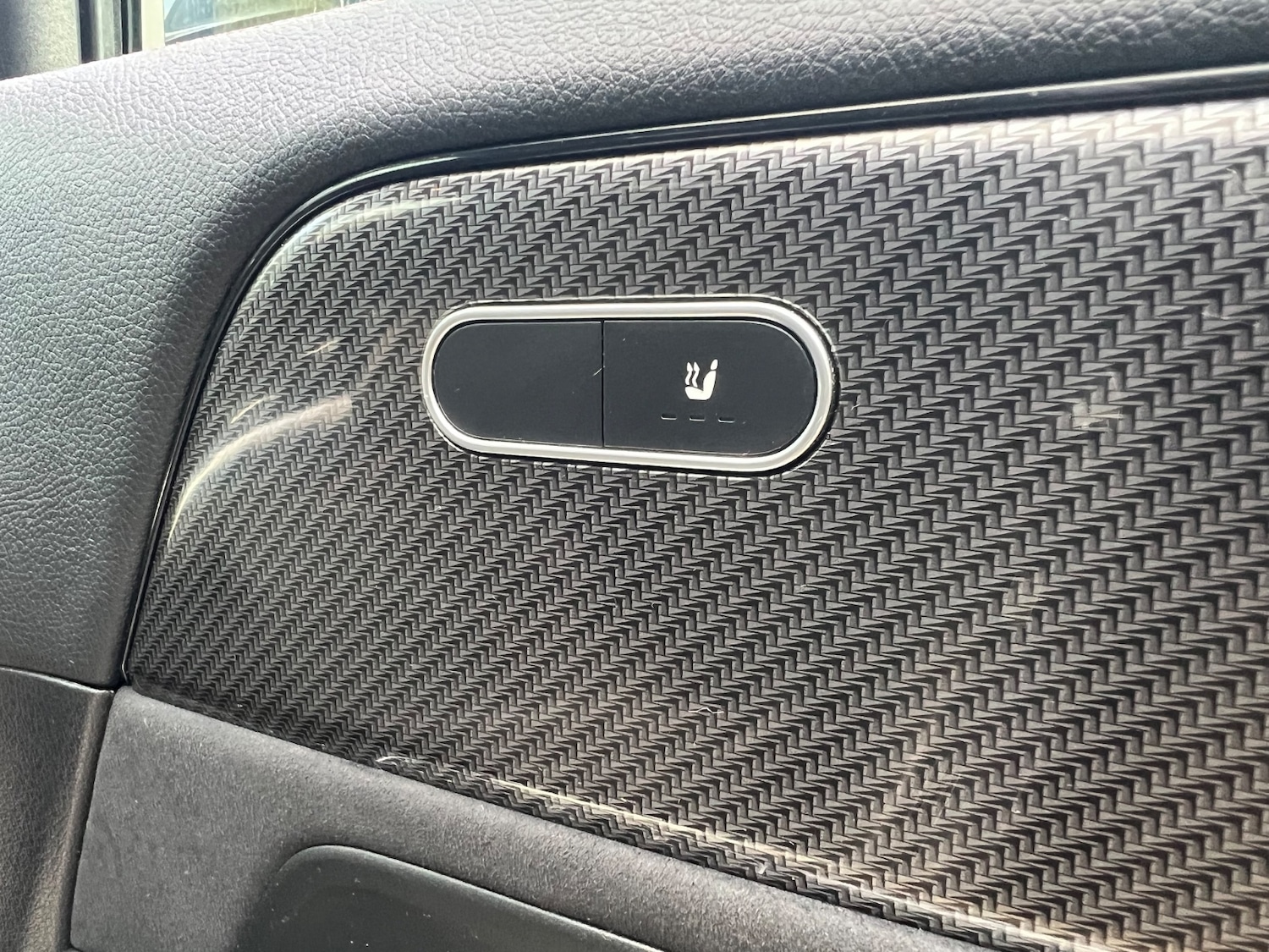 Used Mercedes-Benz GLA 2020 for sale - 77281033: Photo 35