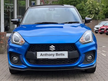 Used Suzuki Swift 2023 for sale - 77442668: Photo