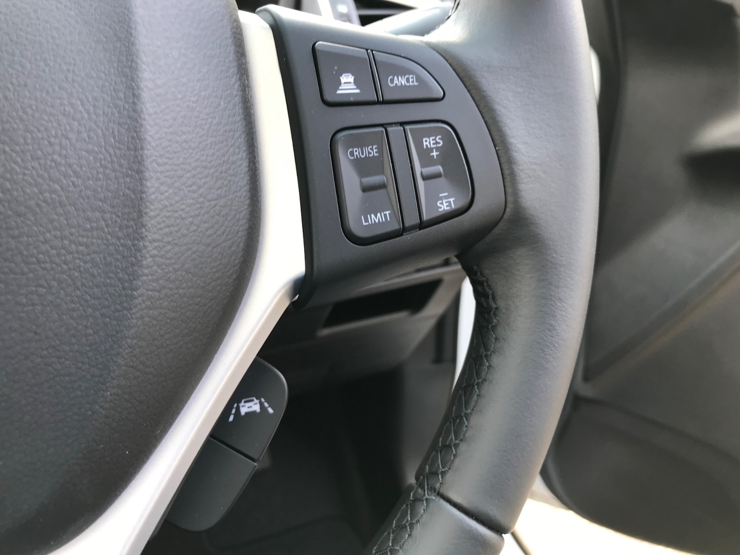 Used Suzuki SX4 S-Cross 2025 for sale - 76796584: Photo 32