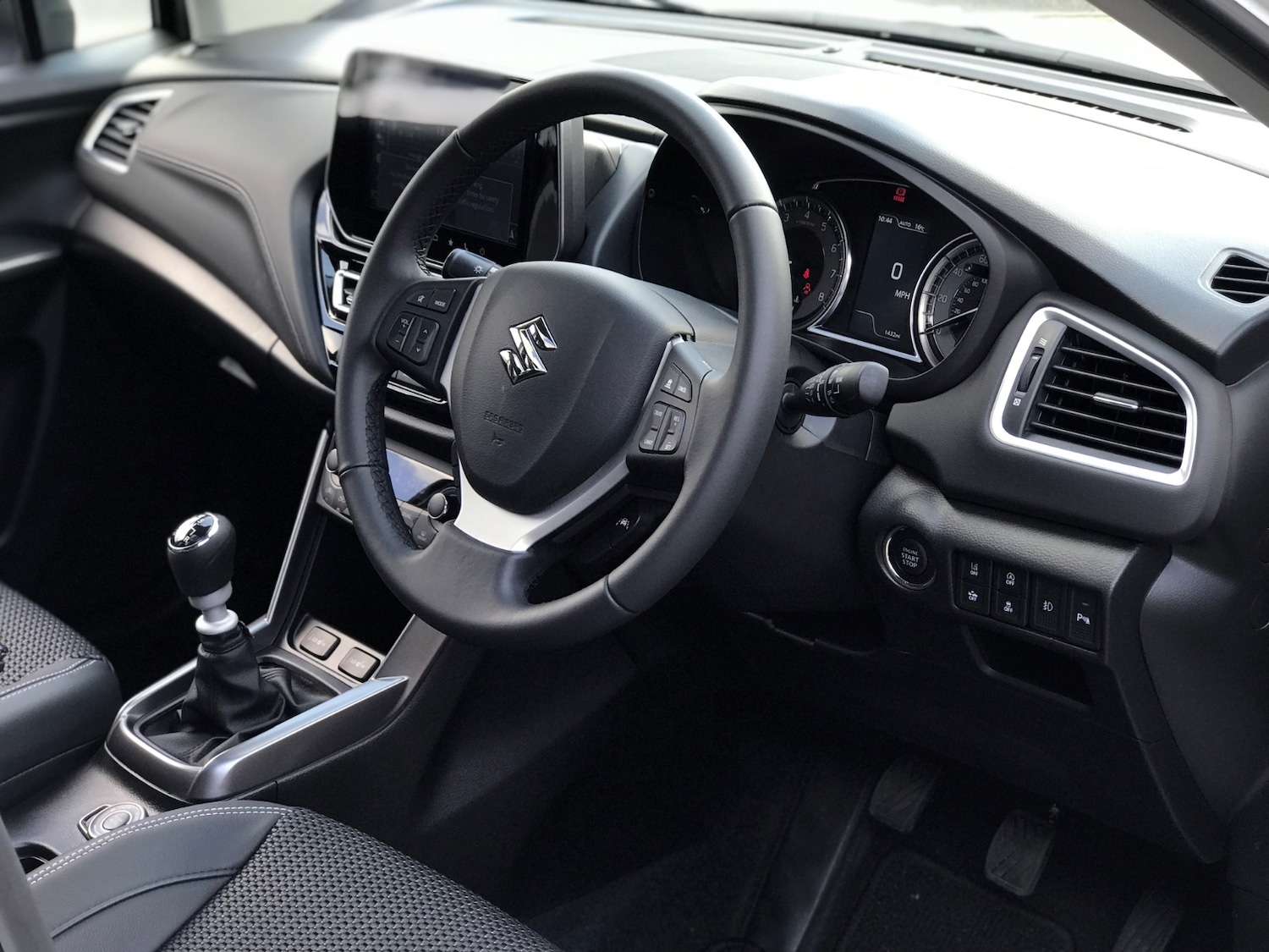 Used Suzuki SX4 S-Cross 2025 for sale - 76796584: Photo 34