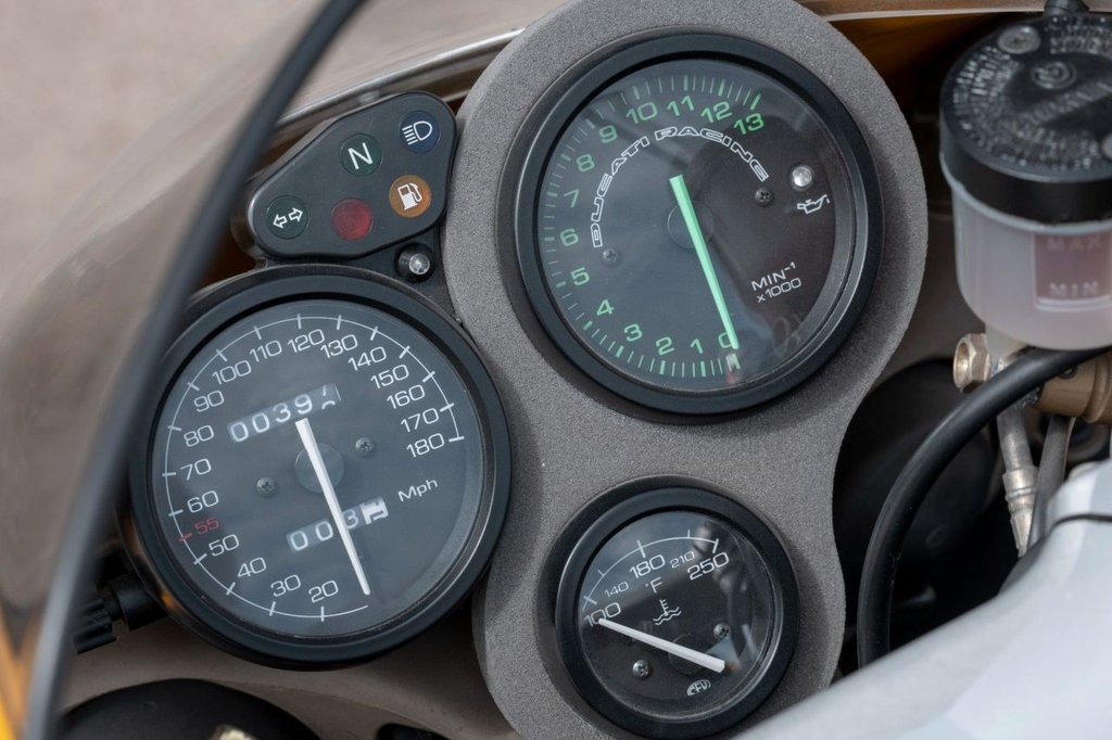Used Ducati 748 S 1998 for sale - 78543691: Photo 28