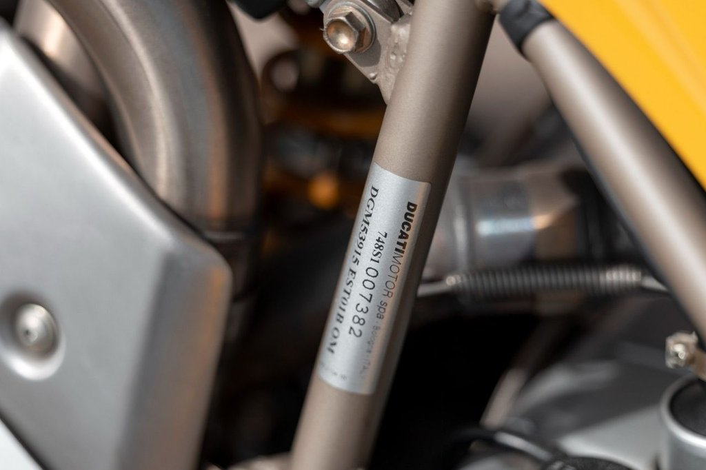 Used Ducati 748 S 1998 for sale - 78543691: Photo 40