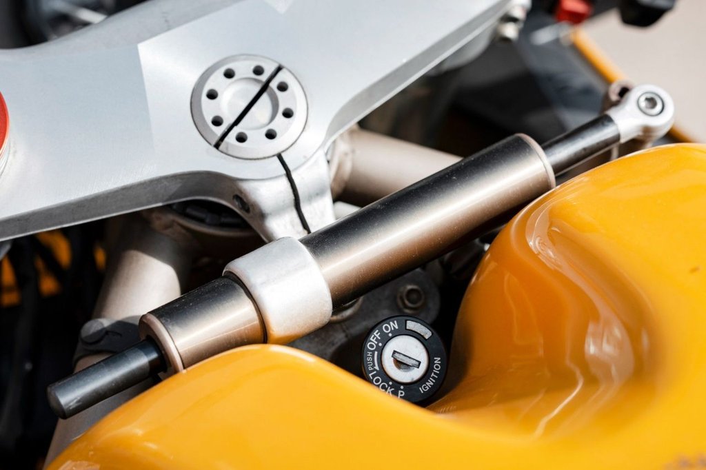 Used Ducati 748 S 1998 for sale - 78543691: Photo 45
