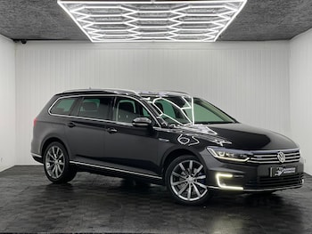 Used Volkswagen Passat 2018 for sale - 78041897: Photo