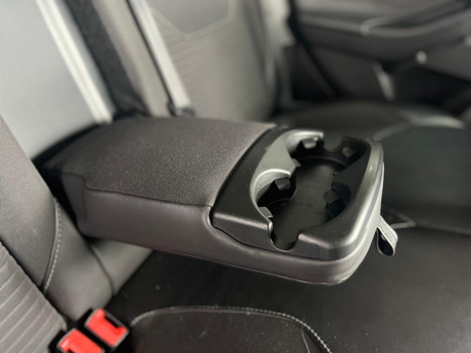 Used Ford Focus 2017 for sale - 78040068: Photo 31