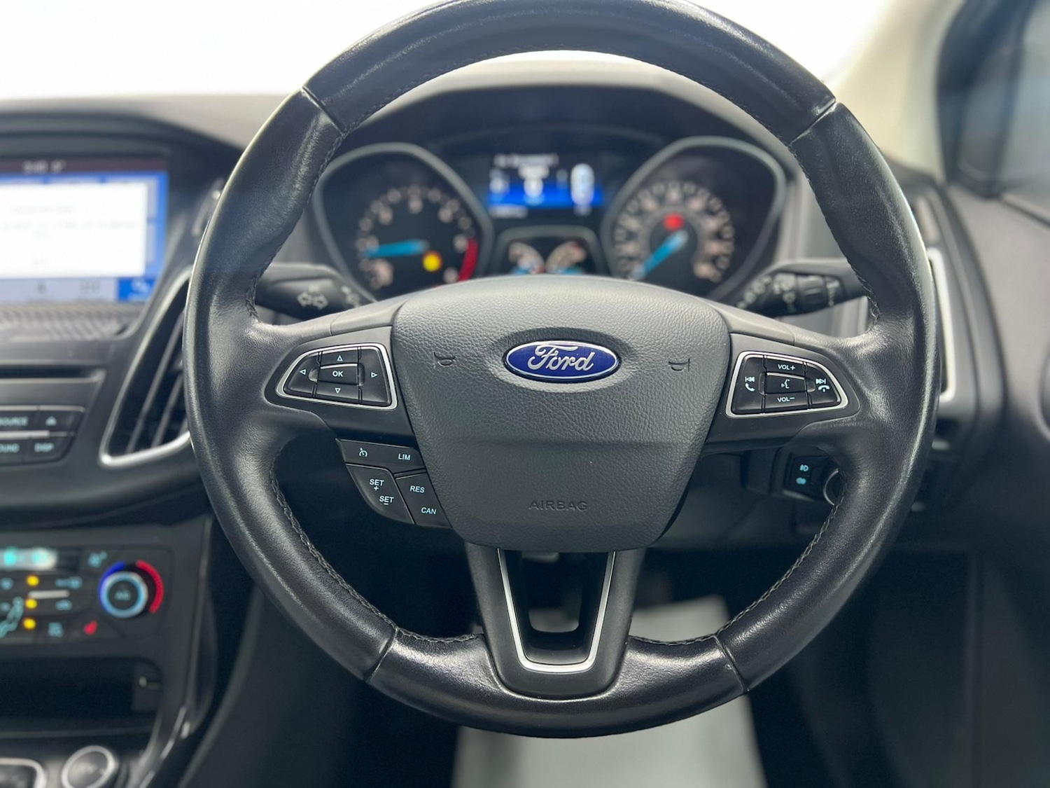 Used Ford Focus 2017 for sale - 78040068: Photo 38