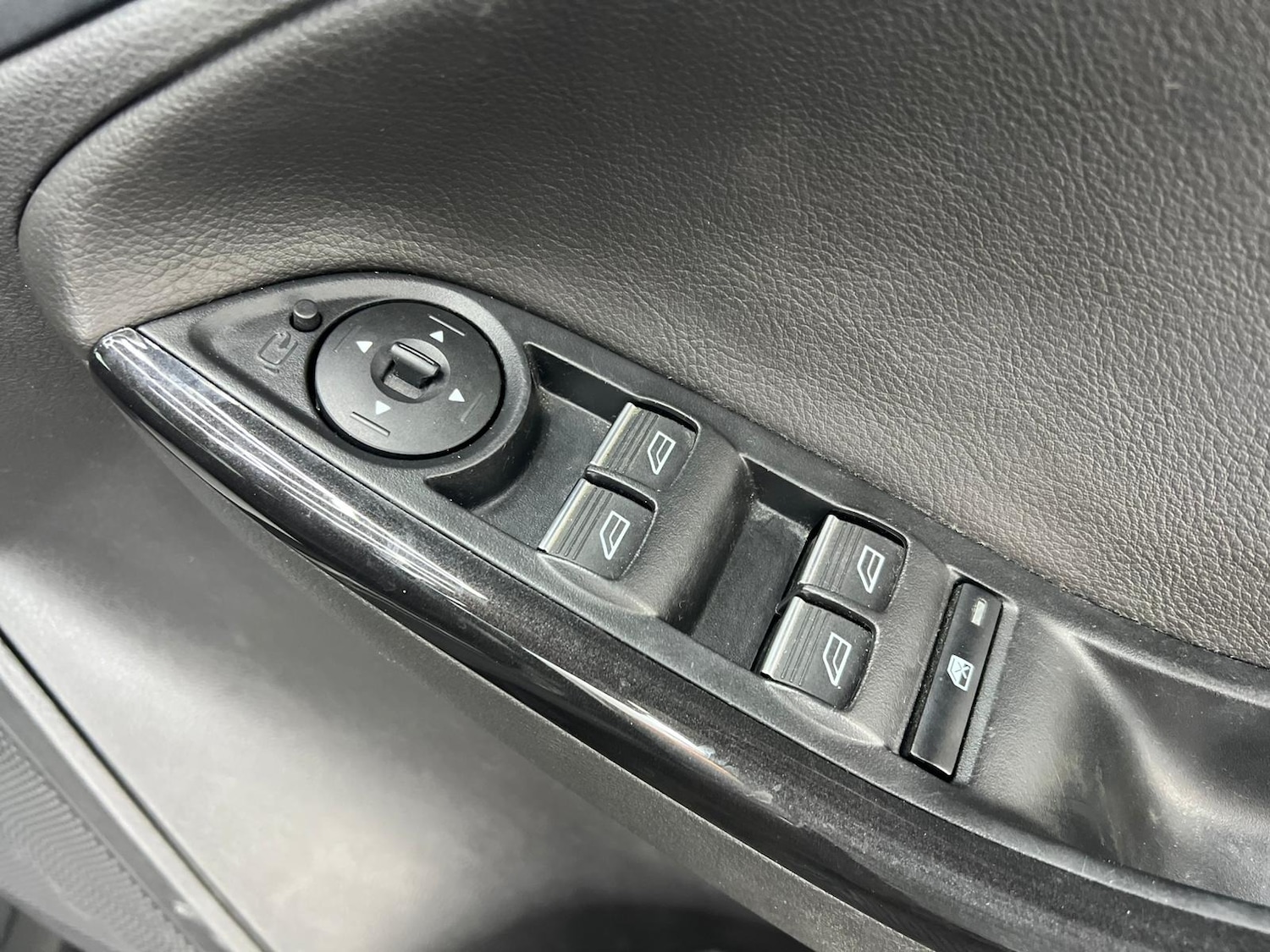 Used Ford Focus 2017 for sale - 78040068: Photo 46