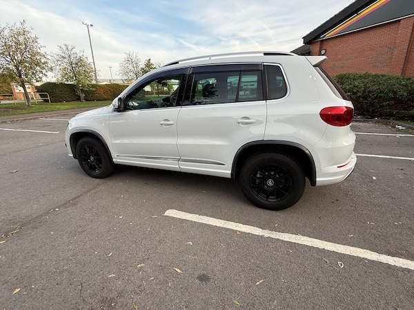 Used Volkswagen Tiguan 2014 for sale - 75440841: Photo 14