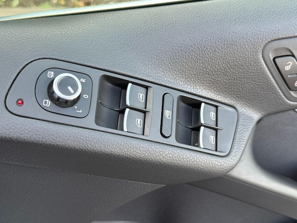 Used Volkswagen Tiguan 2014 for sale - 75440841: Photo 41