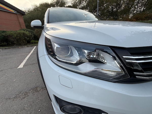 Used Volkswagen Tiguan 2014 for sale - 75440841: Photo 63