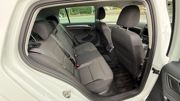 Used Volkswagen Golf 2019 for sale - 75440839: Photo 21