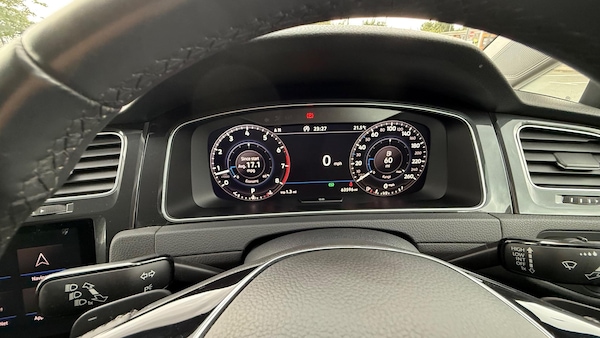 Used Volkswagen Golf 2019 for sale - 75440839: Photo 30