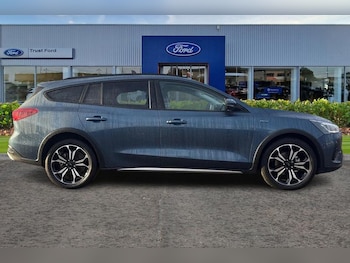 Used Ford Focus 2025 for sale - 76835715: Photo