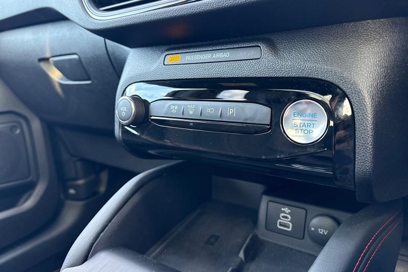 Used Ford Kuga 2025 for sale - 76862511: Photo 26