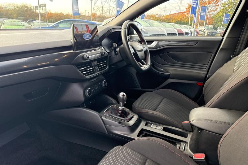 Used Ford Focus 2020 for sale - 76508159: Photo 18