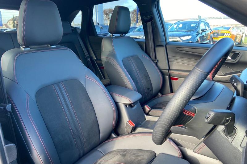 Used Ford Kuga 2025 for sale - 77462392: Photo 17