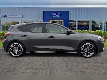 Used Ford Focus 2024 for sale - 76139550: Photo 3