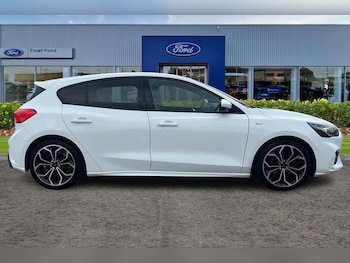 Used Ford Focus 2020 for sale - 75677036: Photo