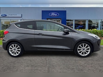 Used Ford Fiesta 2017 for sale - 75969479: Photo