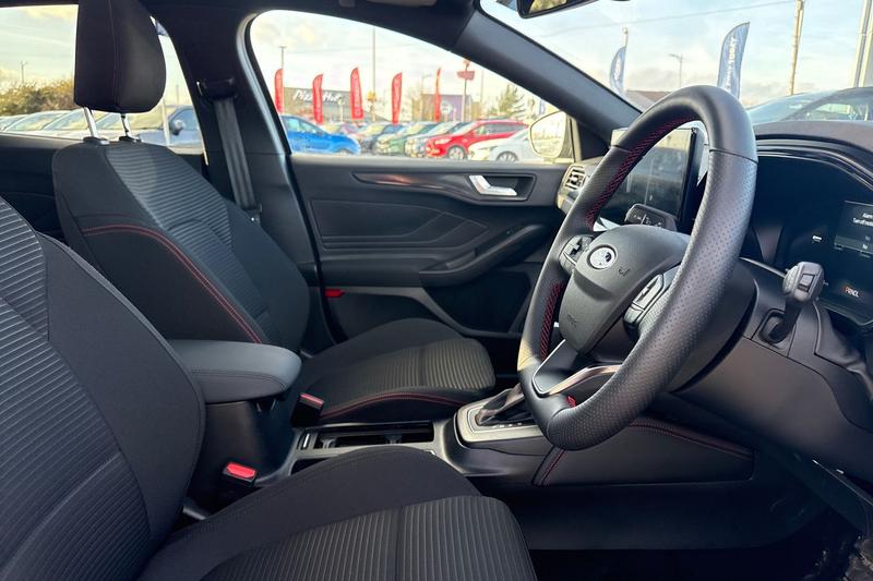 Used Ford Focus 2025 for sale - 76908749: Photo 17