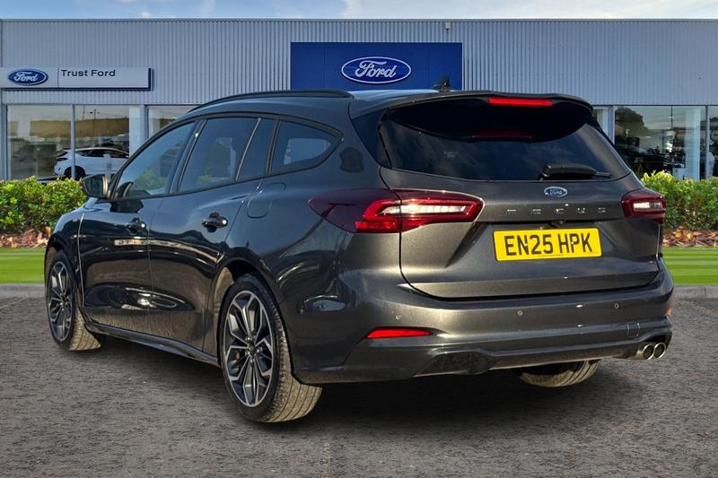 Used Ford Focus 2025 for sale - 76908749: Photo 2