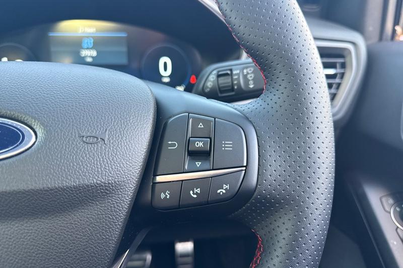 Used Ford Focus 2025 for sale - 76908749: Photo 30